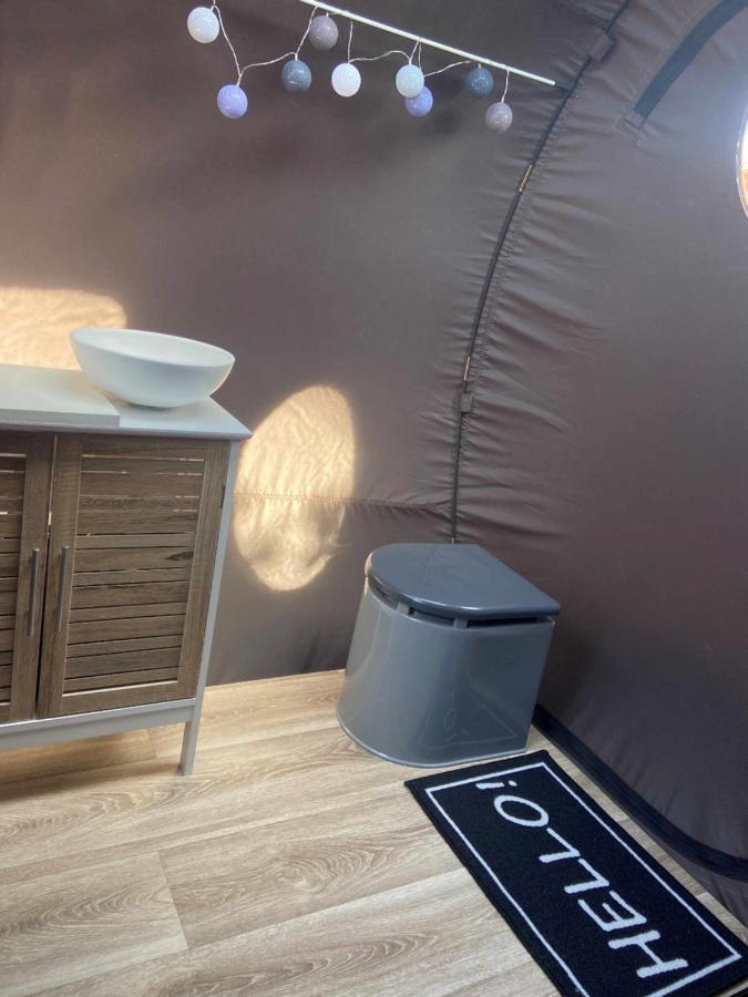 Bulle D Evasion Silly Pres De Pairi Daiza Bed & Breakfast Exterior foto